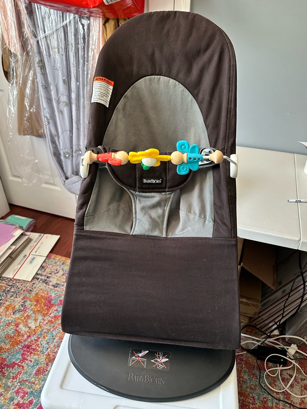 BabyBjorn Bouncer Bliss with Toy Bar (Cotton) Black, Dark Gray, Flying Friends